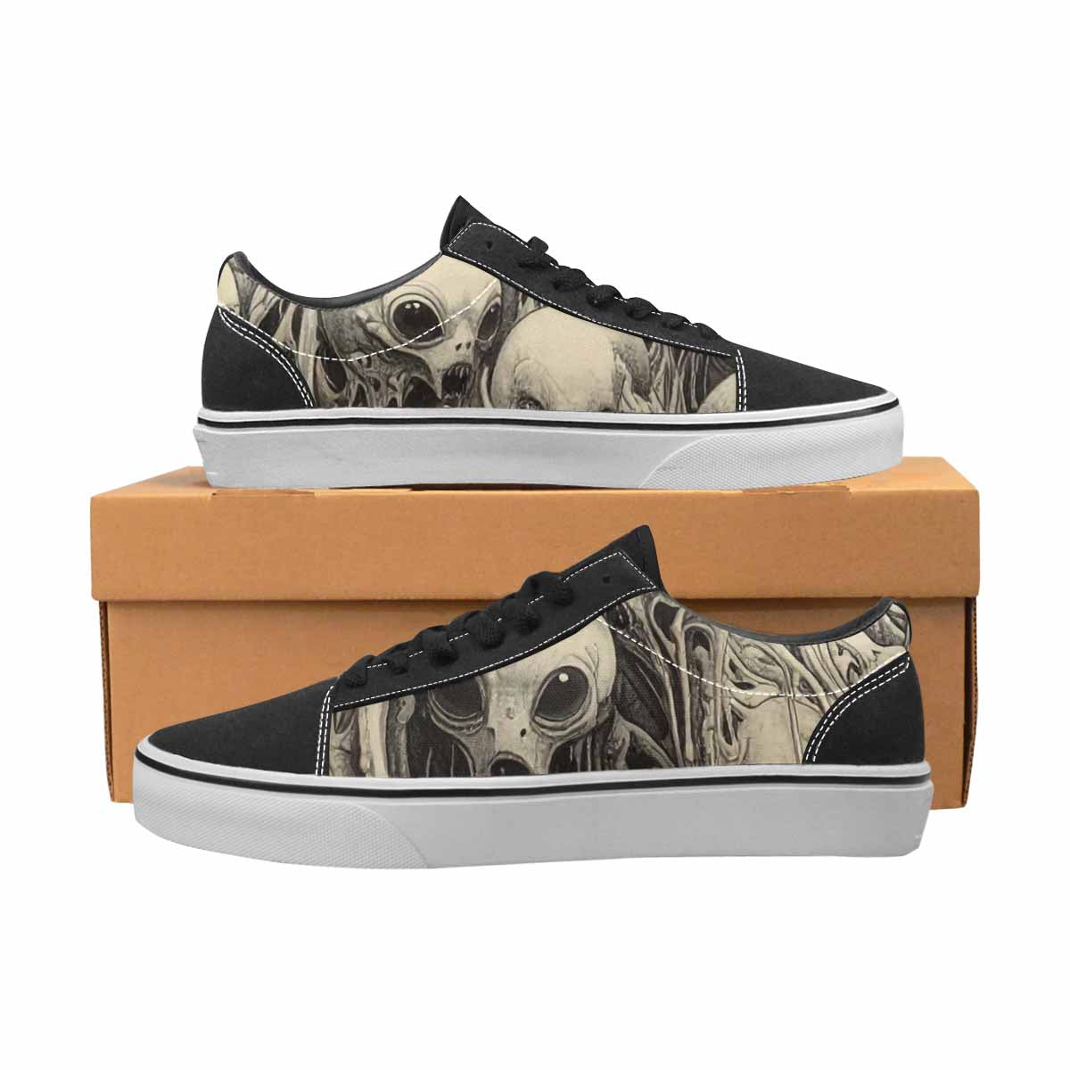 WOMEN'S Melting Aliens Lace-Up Canvas Vivid Sneakers