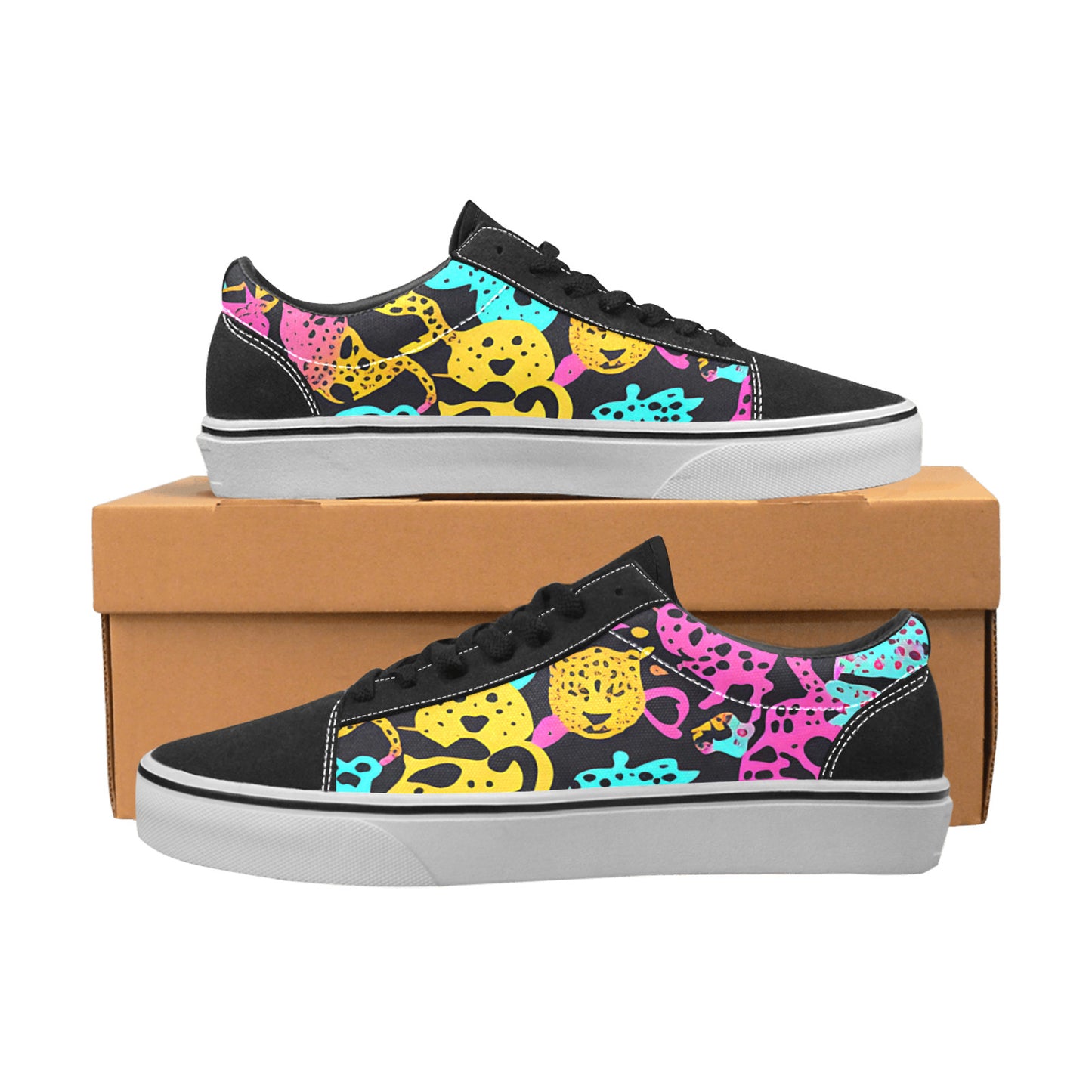 WOMEN'S Animal Print Art Low Top Skateboarding Cottagecore Sneakers