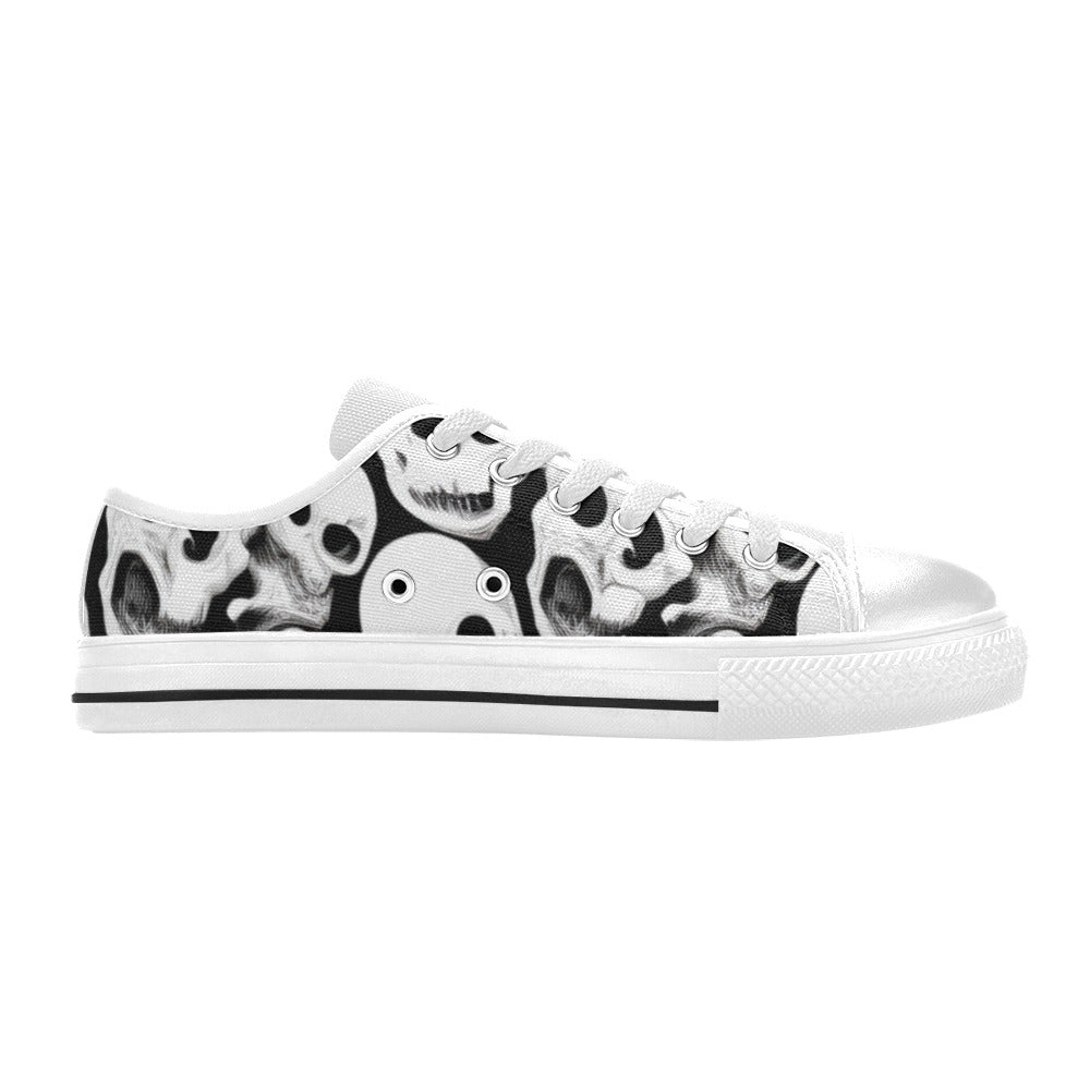 WOMEN'S Cc Skulls One Color Canvas Grunge Sneakers