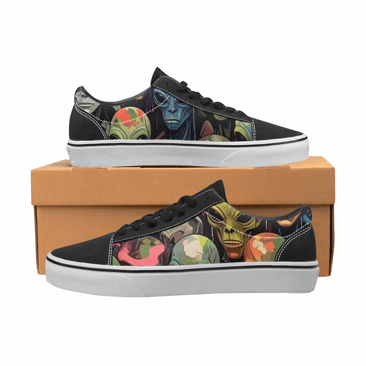 WOMEN'S Aliens × Camo Aliens Lace-Up Canvas Cottagecore Sneakers