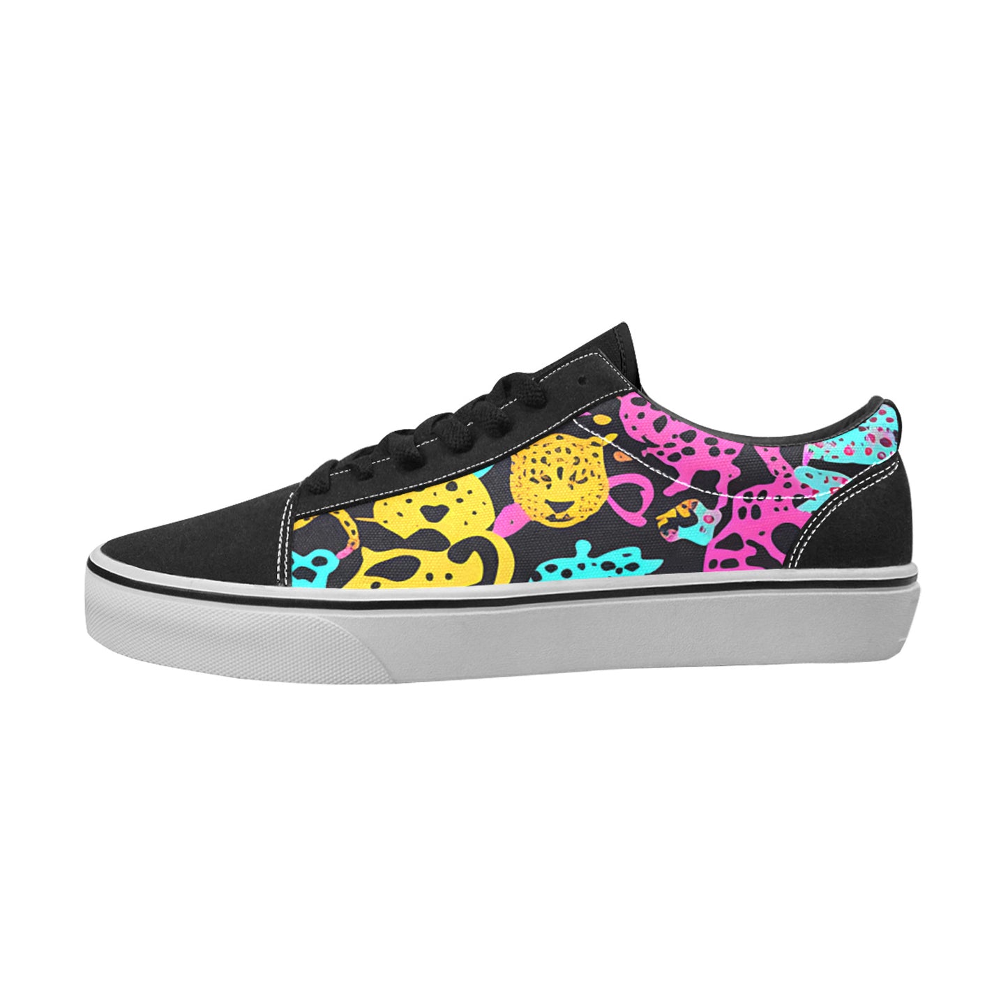 WOMEN'S Animal Print Art Low Top Skateboarding Cottagecore Sneakers