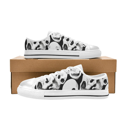 WOMEN'S Cc Skulls One Color Canvas Grunge Sneakers