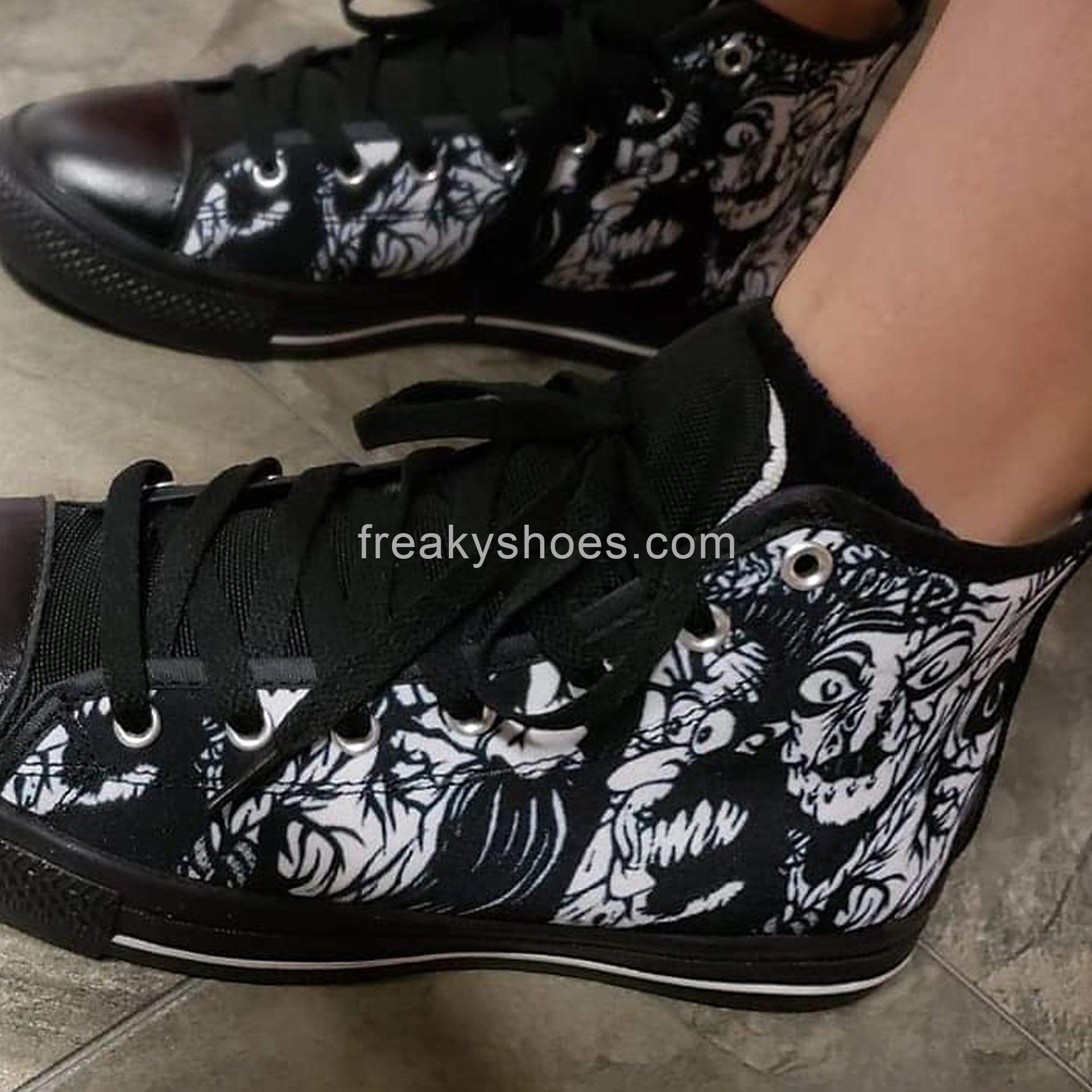 Celtic Green Emerald Vivid MEN Bold Art - Freaky Shoes | Custom Art Sneakers
