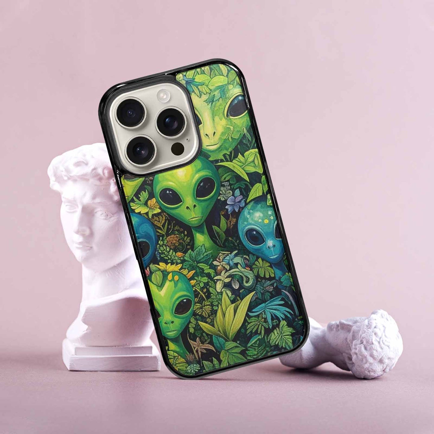 iPhone 16 Pro Case — Aliens Pattern Hundreds Of Sma Giq, Custom Phone Case