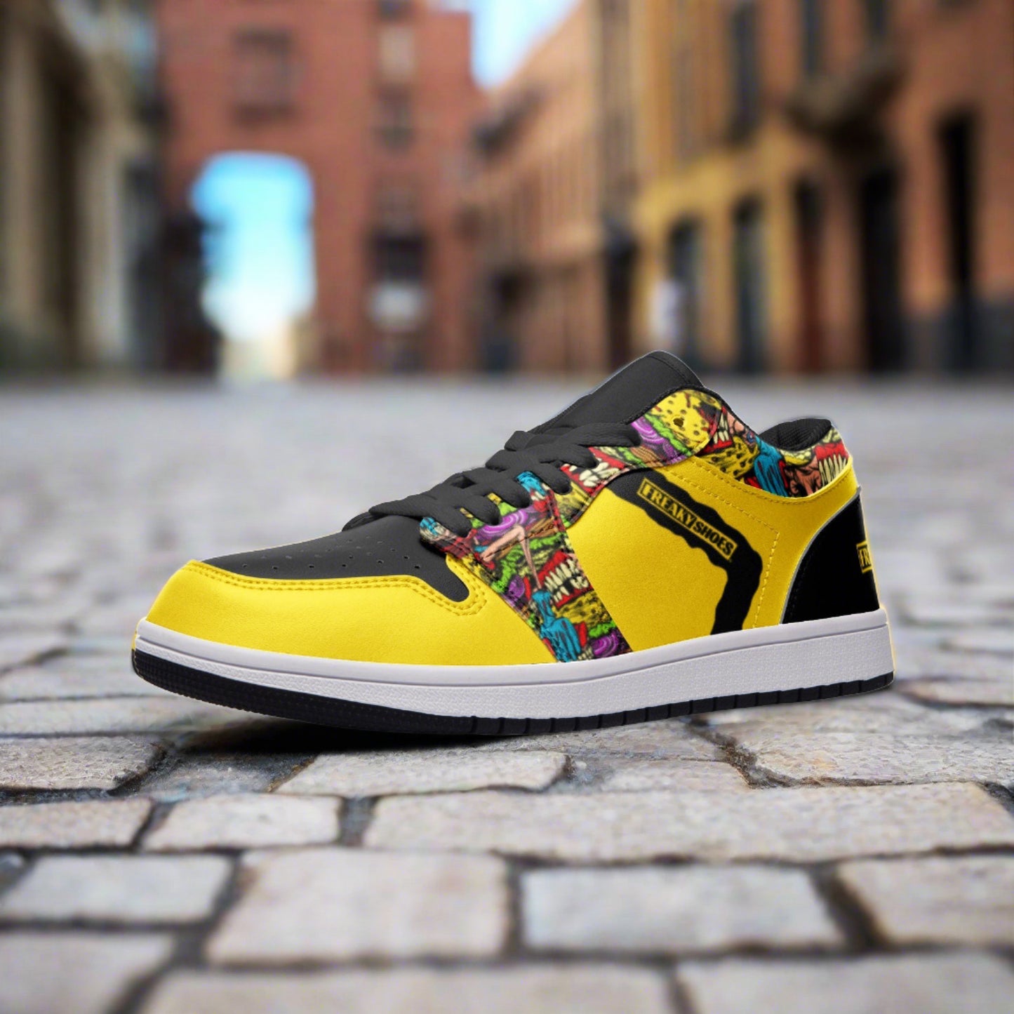 أحذية Freaky Shoes® باللونين الأسود والأصفر Freestyle Art للجنسين من الجلد برقبة منخفضة