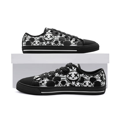 Xo Xo Pen and Ink Style Art Unisex Low Top Canvas Shoes